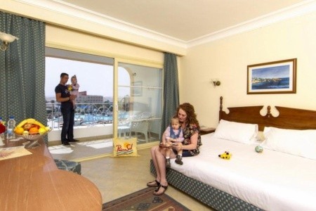 Egypt Hurghada Titanic Resort And Aqua Park 8 dňový pobyt All Inclusive Letecky Letisko: Bratislava december 2022 ( 2/12/22- 9/12/22)