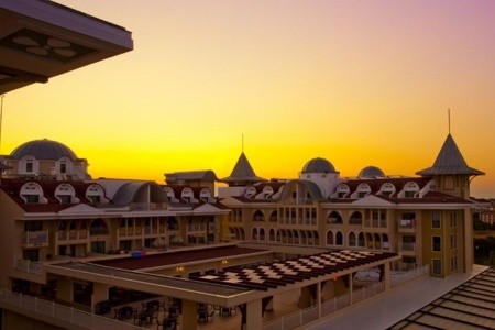 Side Star Resort - 85