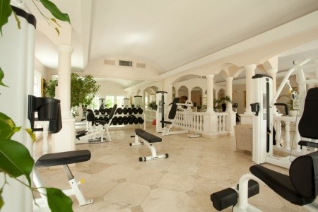 Coco Reef Resort & Spa - 20