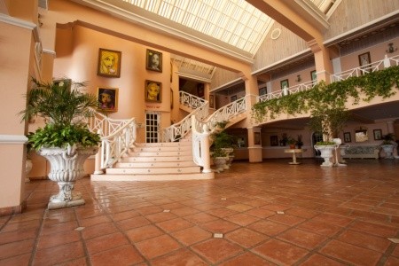 Coco Reef Resort & Spa - 21