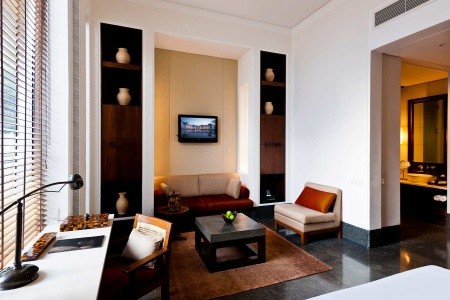 Omán Muscat The Chedi Muscat 9 dňový pobyt Polpenzia Letecky Letisko: Viedeň October 2025 (10/10/25-18/10/25)