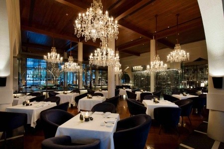 Omán Muscat The Chedi Muscat 9 dňový pobyt Polpenzia Letecky Letisko: Viedeň October 2025 (10/10/25-18/10/25)