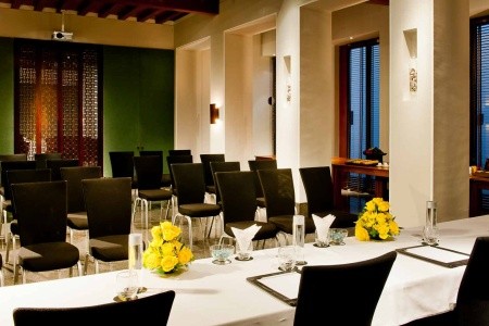 Omán Muscat The Chedi Muscat 9 dňový pobyt Polpenzia Letecky Letisko: Viedeň October 2025 (10/10/25-18/10/25)