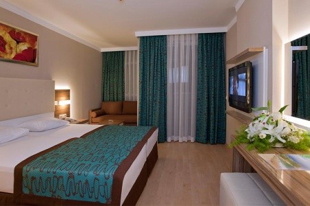 Turecko Alanya Riviera Hotel & Spa 8 dňový pobyt All Inclusive Letecky Letisko: Praha June 2026 ( 5/06/26-12/06/26)