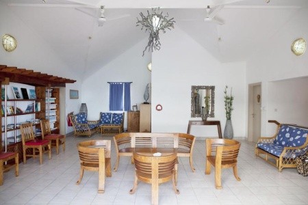 Seychely Mahé Le Relax Hotel And Restaurant 12 dňový pobyt Raňajky Letecky Letisko: Viedeň December 2025 ( 6/12/25-17/12/25)