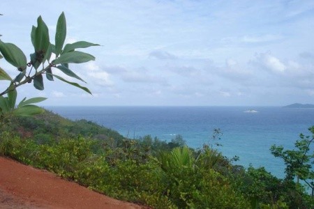 Seychely Praslin Castello Beach 9 dňový pobyt Raňajky Letecky Letisko: Viedeň May 2025 (16/05/25-24/05/25)