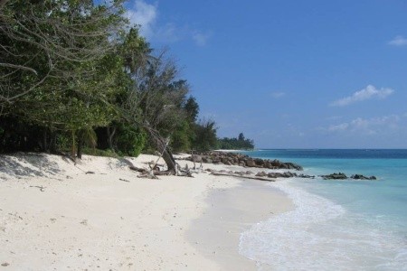 Seychely Praslin Castello Beach 9 dňový pobyt Raňajky Letecky Letisko: Viedeň May 2025 (16/05/25-24/05/25)