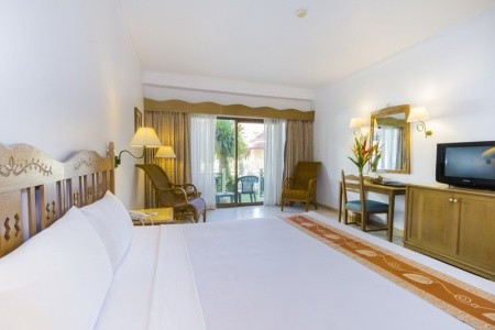 Amora Beach Resort Phuket - 96