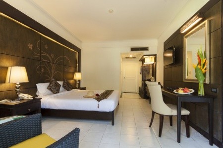 Amora Beach Resort Phuket - 98