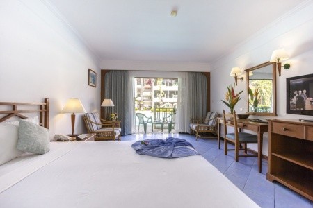 Amora Beach Resort Phuket - 100