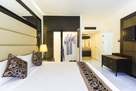 Amora Beach Resort Phuket - 102