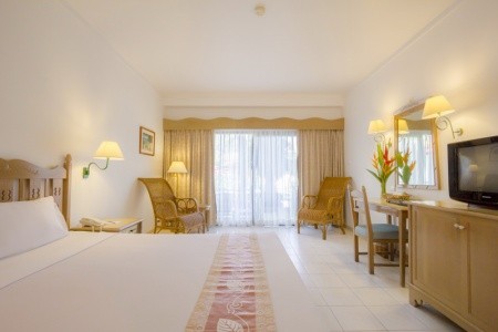 Amora Beach Resort Phuket - 116