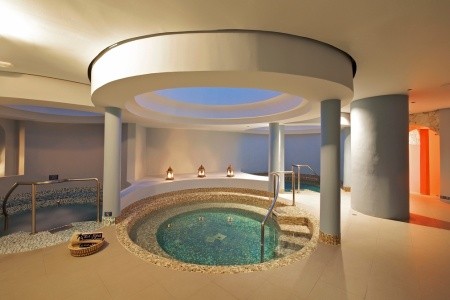 Jamajka Montego Bay Joia Rose Hall By Iberostar 9 dňový pobyt All Inclusive Letecky Letisko: Praha March 2026 (12/03/26-20/03/26)