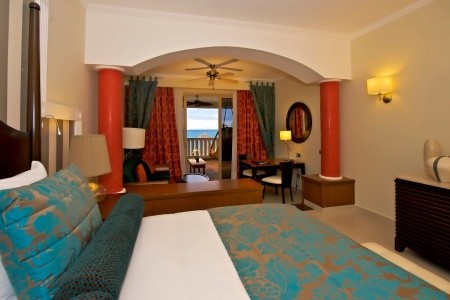 Jamajka Montego Bay Joia Rose Hall By Iberostar 9 dňový pobyt All Inclusive Letecky Letisko: Praha March 2026 (12/03/26-20/03/26)