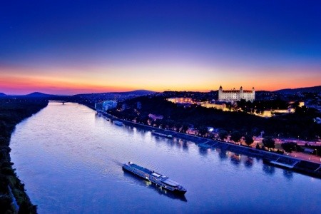 Slovensko Bratislava a okolie Kempinski River Park Bratislava 5 dňový pobyt Raňajky Vlastná August 2026 (14/08/26-18/08/26)