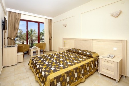 Royal Beach Club (Ex. Grand Sahin's Gumuldur Resort) - 73