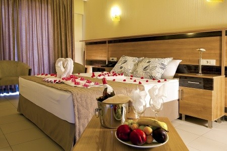 Royal Beach Club (Ex. Grand Sahin's Gumuldur Resort) - 77