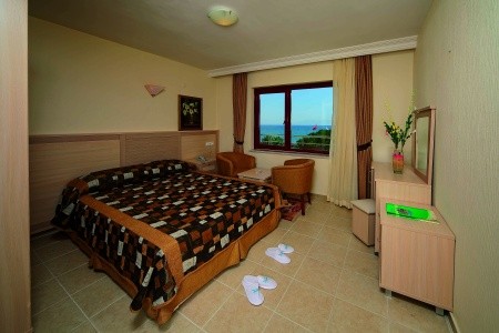 Royal Beach Club (Ex. Grand Sahin's Gumuldur Resort) - 82