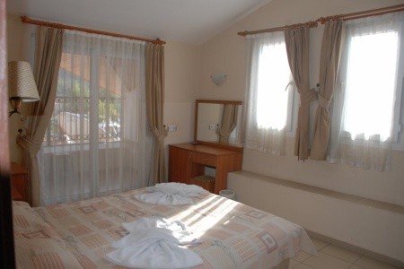 Akdeniz Beach Hotel - 23