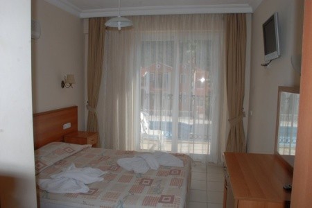 Akdeniz Beach Hotel - 24