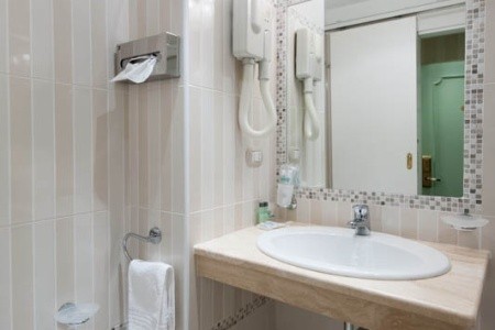 Taliansko Miláno Flora 7 dňový pobyt Bez stravy Letecky Letisko: Praha September 2025 (23/09/25-29/09/25)