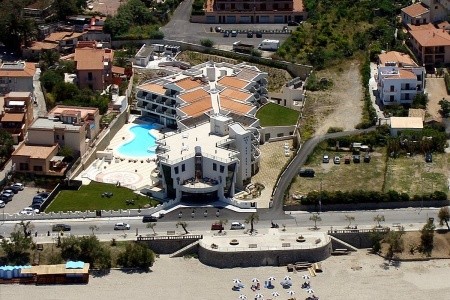 Taliansko Sicília Cefalu Sea Palace 10 dňový pobyt Raňajky Letecky Letisko: Viedeň October 2025 (30/10/25- 8/11/25)