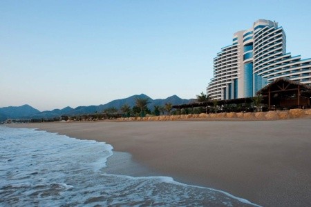 Spojené arabské emiráty Fujairah Le Meridien Al Aqah Beach Resort 5 dňový pobyt All Inclusive Letecky Letisko: Praha máj 2024 ( 3/05/24- 7/05/24)