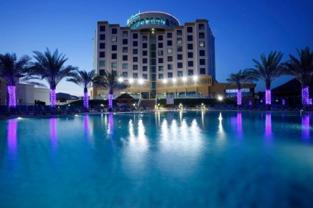 Spojené arabské emiráty Fujairah Oceanic Khorfakkan Resort & Spa 8 dňový pobyt Plná penzia Letecky Letisko: Praha august 2024 (19/08/24-26/08/24)