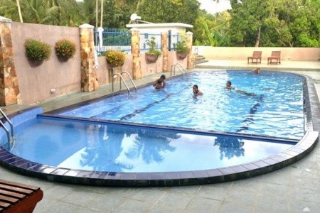 Lavendish Beach Resort