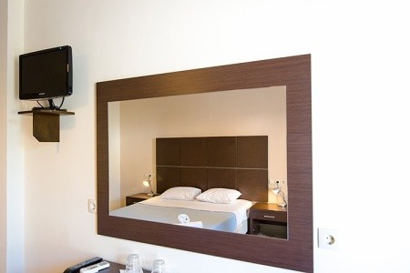 Kamari Blu Boutique - 24