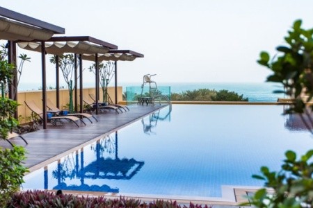 Spojené arabské emiráty Dubaj Ja Ocean View Hotel Jumeirah Beach 8 dňový pobyt Raňajky Letecky Letisko: Praha June 2026 ( 3/06/26-10/06/26)