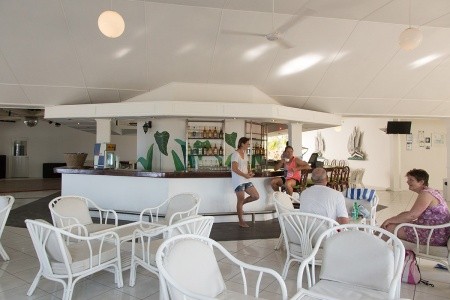 Maldivy  Equator Village 9 dňový pobyt Polpenzia Letecky Letisko: Praha March 2026 ( 2/03/26-10/03/26)