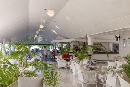 Maldivy  Equator Village 9 dňový pobyt Polpenzia Letecky Letisko: Praha March 2026 ( 2/03/26-10/03/26)