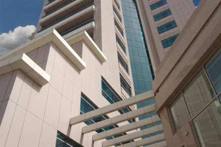 Spojené arabské emiráty Dubaj Mövenpick Hotel & Apartments Bur Dubai 8 dňový pobyt Raňajky Letecky Letisko: Praha jún 2023 ( 5/06/23-12/06/23)