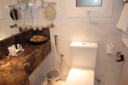 Spojené arabské emiráty Dubaj Versailles 8 dňový pobyt Bez stravy Letecky Letisko: Praha December 2025 (11/12/25-18/12/25)