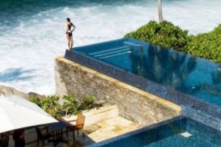 Exotické hotely s nejkrásnějšími bazény