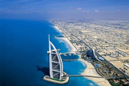 Spojené arabské emiráty Sharjah Marbella Resort 8 dňový pobyt Raňajky Letecky Letisko: Praha júl 2022 (13/07/22-20/07/22)