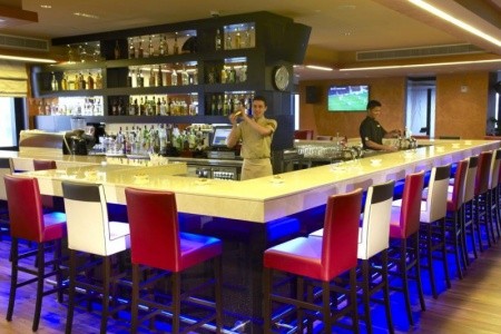 Spojené arabské emiráty Abu Dhabi Cristal 8 dňový pobyt Bez stravy Letecky Letisko: Praha February 2026 (19/02/26-26/02/26)