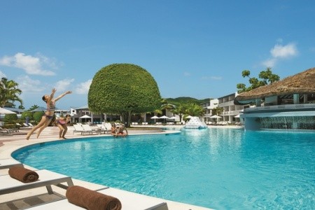 Dominikánská republika s venkovním bazénem