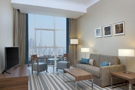 Spojené arabské emiráty Dubaj Hilton Garden Inn Dubai Jumeirah 8 dňový pobyt Polpenzia Letecky Letisko: Praha February 2026 ( 7/02/26-14/02/26)