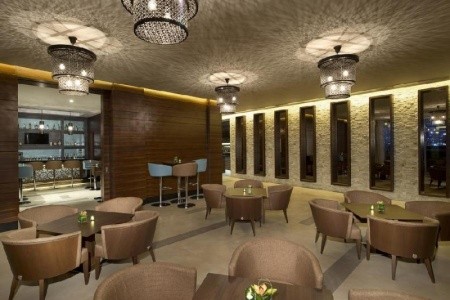 Spojené arabské emiráty Dubaj Hilton Garden Inn Dubai Jumeirah 8 dňový pobyt Polpenzia Letecky Letisko: Praha February 2026 ( 7/02/26-14/02/26)