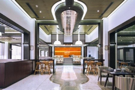 Spojené arabské emiráty Abu Dhabi Ayla Bawadi 5 dňový pobyt Bez stravy Letecky Letisko: Praha April 2026 (17/04/26-21/04/26)