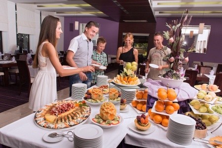 Chorvátsko Biograd Na Moru Adriatic 8 dňový pobyt Polpenzia Letecky Letisko: Bratislava July 2026 (16/07/26-23/07/26)