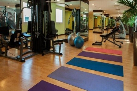 Spojené arabské emiráty Dubaj Citymax Hotel Bur Dubai, Ramada Abu Dhabi Corniche 8 dňový pobyt Raňajky Letecky Letisko: Praha February 2026 (15/02/26-22/02/26)