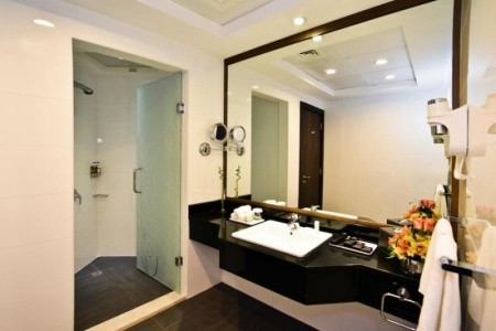 Spojené arabské emiráty Dubaj Citymax Hotel Bur Dubai, Ramada Abu Dhabi Corniche 8 dňový pobyt Raňajky Letecky Letisko: Praha February 2026 (15/02/26-22/02/26)