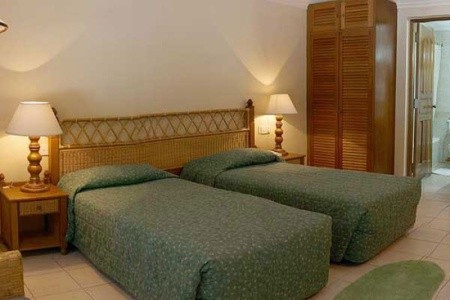 Fihalhohi Island Resort - 14