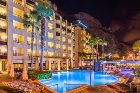 Nejlepší hotely na Madeiře - Savoy Calheta Beach