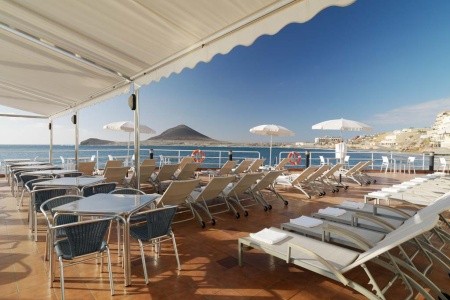 Kanárske ostrovy Tenerife El Medano 11 dňový pobyt Raňajky Letecky Letisko: Budapešť April 2026 ( 3/04/26-13/04/26)