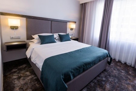 Best Western Plus Premium Inn & Casino - 6