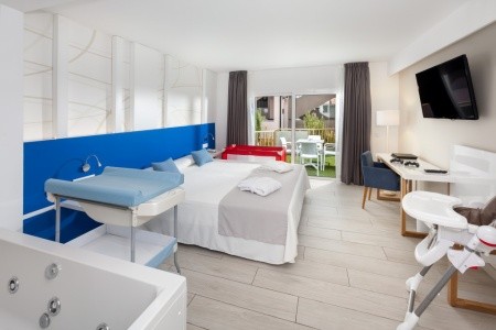 Kanárske ostrovy Tenerife Playa Olid 6 dňový pobyt Polpenzia Letecky Letisko: Budapešť March 2026 ( 5/03/26-10/03/26)